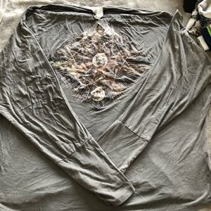 Can be worn off one shoulder or regular!